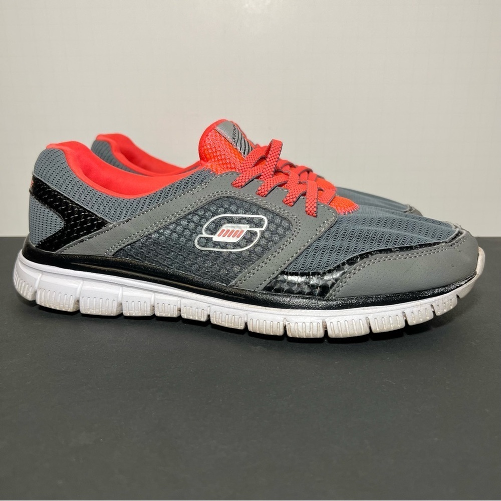 Womens SKECHERS Grey Slip On Casual Sneakers / Size 10